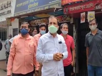 Shiv Sena's attempt to close shops in Malad-Kandivali; The BJP defeated him | मालाड-कांदिवलीत दुकाने बंद पाडण्याचा शिवसेनेचा प्रयत्न भाजपाने हाणून पाडला