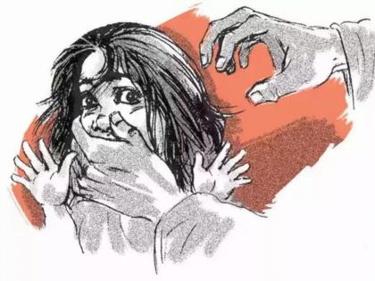 70 year grandfather held for sexually assaulting 7 year old grand daughter | नात्याला काळिमा; वासनांध आजोबाचा चिमुरड्या नातीवर लैंगिक अत्याचार