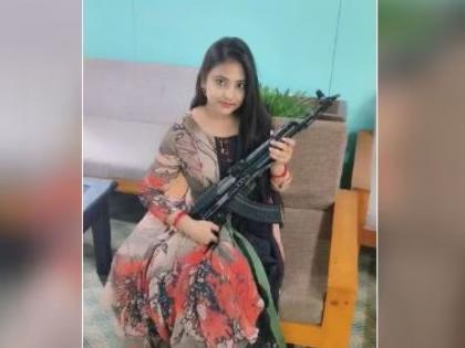 Former TMC leader gifts wife AK-47 on first wedding anniversary, photo goes viral | TMC च्या माजी नेत्याने लग्नाच्या पहिल्या वाढदिवसाला पत्नीला गिफ्ट दिली AK-47, फोटो व्हायरल होताच... 