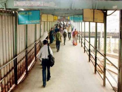 Repair of 32 pedestrian bridges by Central Railway; Four bridges built between March and November | मध्य रेल्वेकडून ३२ पादचारी पुलांची दुरुस्ती; मार्च ते नोव्हेंबरदरम्यान बांधले चार पूल