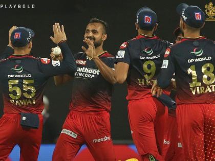 IPL 2022 T20 Match RCB vs KKR Live Score card Updates : Akash Deep gets his 2nd wicket now, what a start by him and RCB, Had lost 3 yrs to take care of his father who had paralytic attack | Who is Akash Deep?, IPL 2022 RCB vs KKR Live : अर्धांगवायूचा झटका आलेल्या वडिलांची काळजी घेण्यासाठी तो तीन वर्ष क्रिकेटपासून दूर राहिला अन् आज RCBचा स्टार बनला