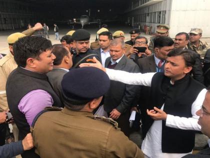 lucknow administration stopped akhilesh yadav at airport who were going to attend allahabad university | अलाहाबाद युनिव्हर्सिटीत जाणाऱ्या अखिलेशना योगी सरकारनं अडवलं, लखनऊ विमानतळावर गोंधळ  