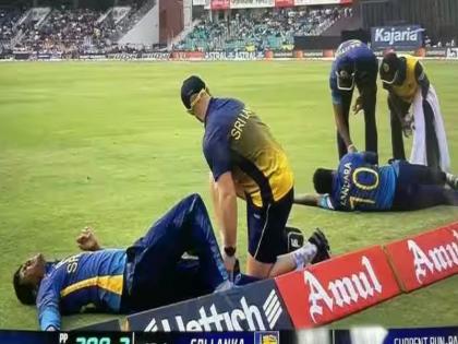 Two Sri Lankan players who were injured in a collision while fielding reached home in 'this' state | क्षेत्ररक्षण करताना टक्कर होऊन जखमी झालेले श्रीलंकेचे दोन खेळाडू 'या' अवस्थेत पोहोचले घरी