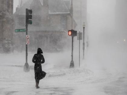 America is currently hit by a snow storm; Will the snow bomb explode in India? | भारतातही काेसळणार का स्नो बॉम्ब?; जागतिक तापमान वाढीचा परिणाम 