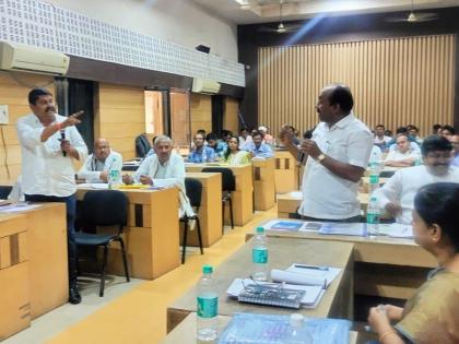 Akola: Well lost; Where did the hall go? Question in Zilla Parishad Standing Committee meeting | Akola: विहीर हरविली; सभागृह गेले कुठे? जिल्हा परिषद स्थायी समितीच्या सभेत विचारणा