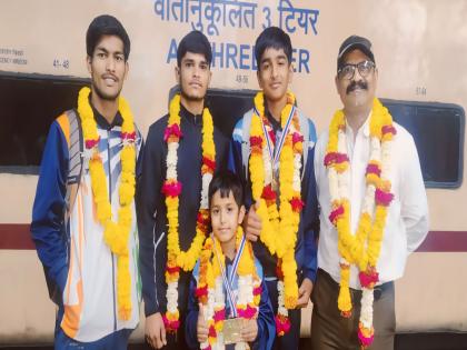 Two players from Akola won gold in the Jeet Kune Do World Cup | ‘जीत कुने डो’वर्ल्ड कप स्पर्धेत अकोल्याच्या दोन खेळाडूंना सुवर्ण 