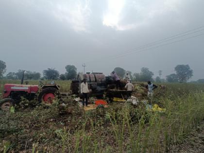 Unseasonal rain showers in Akola city Panic among farmers, rabi crops in danger due to cloudy weather | अकोला शहरात अवकाळी पावसाच्या सरी; शेतकऱ्यांमध्ये धास्ती, ढगाळ वातावरणाने रब्बी पिके धोक्यात