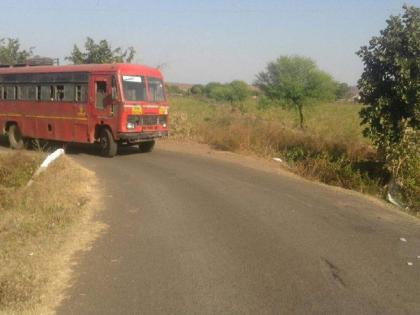 Traffic Congestion on Kaulkhed Road Seal on road widening, road will be widened by 30 feet | कौलखेड मार्गावर वाहतूक कोंडी; रस्ता रुंदीकरणावर शिक्कामोर्तब, रस्त्याचे ३० फुट होणार रुंदीकरण 