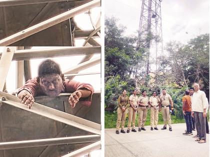 On 'Dry Day', a drunk rickshaw driver climbed a mobile tower in Chhatrapati Sambhajinagar | 'ड्राय डे' च्या दिवशी रिक्षाचालक दारू पिऊन मोबाइल टॉवरवर चढला, बेगमपुऱ्यातील प्रकार On 'Dry Day', a drunk rickshaw driver climbed a mobile tower in Chhatrapati Sambhajinagar | 'ड्राय डे' च्या दिवशी रिक्षाचालक दारू पिऊन मोबाइल टॉवरवर चढला, बेगमपुऱ्यातील प्रकार
