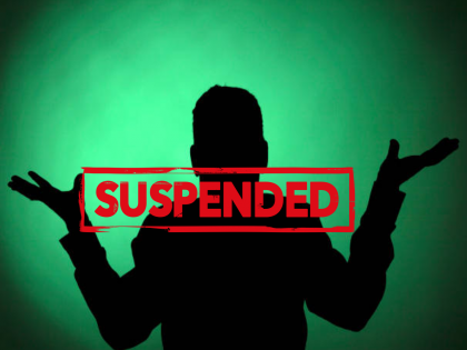 drunk teacher shouts in Zilla Parishad Beed; President Awarded Teacher Suspended | जिल्हा परिषद कार्यालयात दारू पिऊन गोंधळ; राष्ट्रपती पुरस्कारप्राप्त शिक्षक निलंबित