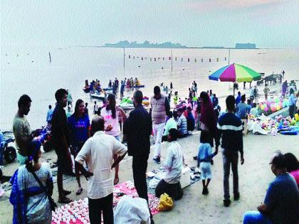  Welcome to New Year's Eve; The crowd gathered at the streets along with tourists | नववर्षाचे स्वागत जल्लोषात; पर्यटकांसह स्थानिकांनी रस्त्यावर केली गर्दी