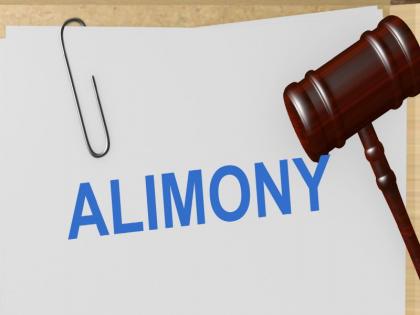 Even if the husband does not work the responsibility of the son and wife cannot be reduced Order to pay alimony of Rs | पती काम करत नसला तरी मुलगा व पत्नीची जबाबदारी झटकू शकत नाही; १० हजार रुपये पोटगी देण्याचे आदेश