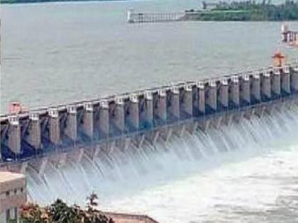 Concern in Sangli and Kolhapur districts as Almatti dam in Karnataka is filled to 52 percent in violation of rules | नियमांचे उल्लंघन करून अलमट्टी धरण ५२ टक्के भरले; कर्नाटकच्या कृतीने सांगली, कोल्हापूर जिल्ह्यांत चिंता Concern in Sangli and Kolhapur districts as Almatti dam in Karnataka is filled to 52 percent in violation of rules | नियमांचे उल्लंघन करून अलमट्टी धरण ५२ टक्के भरले; कर्नाटकच्या कृतीने सांगली, कोल्हापूर जिल्ह्यांत चिंता