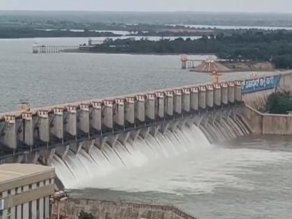 All party rally on Sunday against Almatti dam height, will thwart Karnataka government’s efforts | ‘अलमट्टी’ उंचीविरोधात रविवारी सर्वपक्षीय मेळावा, कर्नाटक सरकारचा प्रयत्न हाणून पाडणार All party rally on Sunday against Almatti dam height, will thwart Karnataka government’s efforts | ‘अलमट्टी’ उंचीविरोधात रविवारी सर्वपक्षीय मेळावा, कर्नाटक सरकारचा प्रयत्न हाणून पाडणार