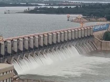 Proper coordination in Maharashtra Karnataka dam management, claims Water Resources Department | महाराष्ट्र-कर्नाटक धरण व्यवस्थापनात योग्य समन्वय, जलसंपदा विभागाचा दावा Proper coordination in Maharashtra Karnataka dam management, claims Water Resources Department | महाराष्ट्र-कर्नाटक धरण व्यवस्थापनात योग्य समन्वय, जलसंपदा विभागाचा दावा