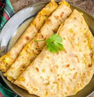 बटाटा पराठा लाटताना सारण बाहेर येते? शेफ रणवीर ब्रारने दिल्या २ टिप्स; पराठा फुटणार नाही, होईल हॉटेलसारखा परफेक्ट