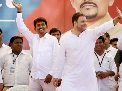 Gujarat Congress MLA Alpesh Thakore may join BJP | लोकसभेआधीच गुजरात काँग्रेसला खिंडार? अल्पेश ठाकोर साथ सोडणार