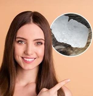 How to make fitkari aka alum hair wash to stop hair fall boost growth | केसगळती थांबेल, केस वाढतीलही खूप; फक्त तुरटीचा 'असा' करा वापर, महागडी प्राॅडक्ट्स विसराल How to make fitkari aka alum hair wash to stop hair fall boost growth | केसगळती थांबेल, केस वाढतीलही खूप; फक्त तुरटीचा 'असा' करा वापर, महागडी प्राॅडक्ट्स विसराल