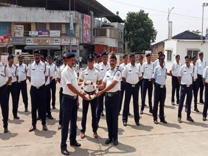 Fire Service Week begins at Ambernath, Badlapur | अंबरनाथ, बदलापुरात अग्निशामक सेवा सप्ताहला सुरुवात