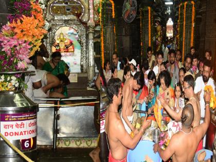 Changes in the darshan system at Shri Ambabai Temple in Kolhapur during Navratri festival boosted darshan | Kolhapur: अंबाबाई दर्शन रांगेच्या व्यवस्थेत बदल केला, दर्शनास वेग आला; कशी आहे व्यवस्था.. जाणून घ्या