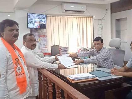 A candidate named Rajesh Wankhade against Uddhav Sena's Rajesh Wankhade from Ambernath constituency | अंबरनाथ मतदारसंघातून उद्धवसेनेच्या राजेश वानखडेंसमोर सेम नावाचा उमेदवार