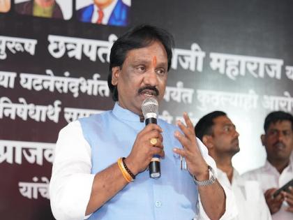 Eknath Shinde is not a tiger, when ministers' funds are diverted, they flee to their villages: Ambadas Danve | "शिंदे कसले वाघ, मंत्र्यांचा निधी वळवला जातो, अडचण येताच गावी पळून जातात": अंबादास दानवे Eknath Shinde is not a tiger, when ministers' funds are diverted, they flee to their villages: Ambadas Danve | "शिंदे कसले वाघ, मंत्र्यांचा निधी वळवला जातो, अडचण येताच गावी पळून जातात": अंबादास दानवे