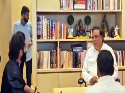 mns leader amit raj thackeray meets bjp minister ashish shelar know about what is exactly the reason | मुंबईत घडतेय तरी काय? आता अमित ठाकरेंनी घेतली आशिष शेलारांची भेट; राजकीय वर्तुळात चर्चा mns leader amit raj thackeray meets bjp minister ashish shelar know about what is exactly the reason | मुंबईत घडतेय तरी काय? आता अमित ठाकरेंनी घेतली आशिष शेलारांची भेट; राजकीय वर्तुळात चर्चा