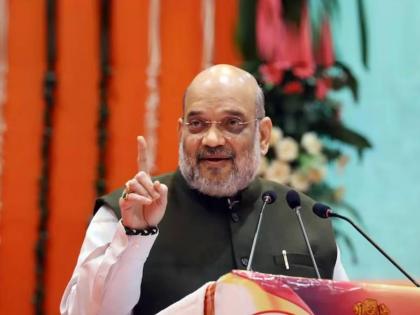 The fight between those who build the Ram temple and those who shoot at the Ram devotees; Amit Shah's statement | राममंदिर बांधणारे व रामभक्तांवर गोळीबार करणारे या दोघांमध्ये लढत; अमित शाह यांचे वक्तव्य