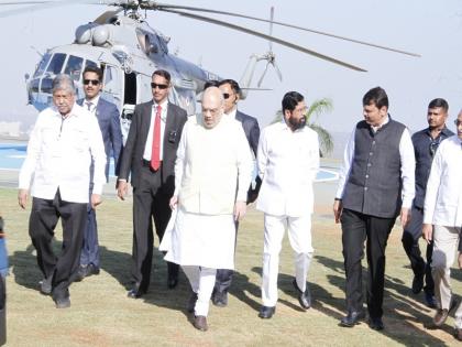 Union Home Minister Amit Shah received at Lohgaon Airport | Amit Shah : केंद्रीय गृहमंत्री अमित शाह यांचे लोहगाव विमानतळावर स्वागत