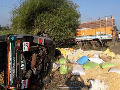 Cremation on four occasions at the same time: The wounds of the time at the distance of the village | एकाचवेळी चौघांवर अंत्यसंस्कार : गावाच्या हाकेच्या अंतरावरच काळाचा घाव