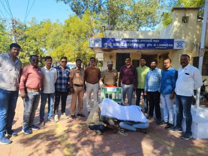 After breaking into ten shops, they were watching the movie in the theater | दहा दुकाने फोडून बिनधास्त पाहत होते थिएटरात पिक्चर! एक विधीसंघर्षित बालकही ताब्यात