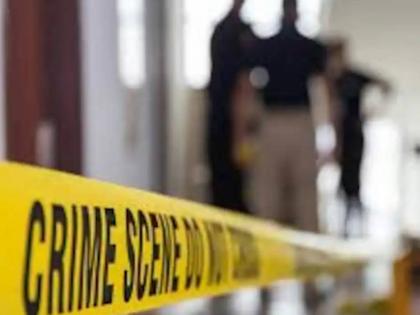 First he was hit by a car, then stabbed with a weapon; Police officer murdered in Amravati | आधी कारने उडवले, मग शस्त्राने भोसकले; अमरावतीत पोलिस अधिकाऱ्याचा खून First he was hit by a car, then stabbed with a weapon; Police officer murdered in Amravati | आधी कारने उडवले, मग शस्त्राने भोसकले; अमरावतीत पोलिस अधिकाऱ्याचा खून