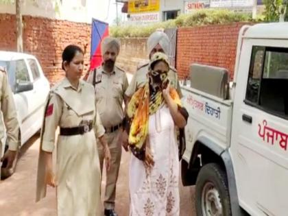 LIC agent insurance policy nominee wife killed husband money 15 lakhs insurance in Amritsar | विम्याने १५ लाख मिळवण्यासाठी LIC एजन्ट पत्नीने पतीची केली हत्या, असा झाला खुलासा