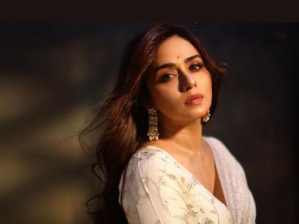 Amruta Khanvilkar's aunt passed away, She said - '... now sleep peacefully my mauli' | अमृता खानविलकरवर कोसळला दुःखाचा डोंगर, म्हणाली -'...आता शांत झोप माझी माउली'