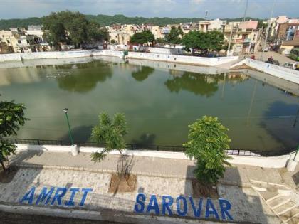 implementation of the sludge free dam scheme as soon as possible in jalgaon | नाराजीची चिखलफेक होताच ‘गाळमुक्त धरण’ योजनेची अंमलबजावणी!