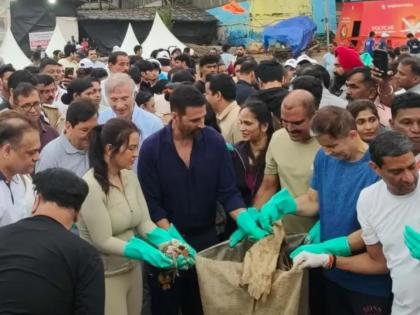 Amrita Fadnavis, Akshay Kumar and 2,000 citizens and volunteers clean the city | अमृता फडणवीस, अक्षय कुमार यांच्यासह २ हजार नागरिक, स्वयंसेवकांकडून स्वच्छता