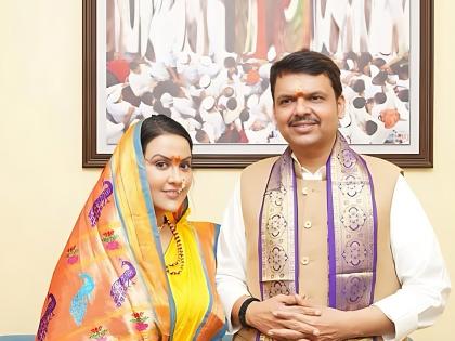 We are proud to be Brahmins but cannot market ourselves says devendra fadnavis wife Amrita Fadnavis in brahmin mahasangh program | आम्ही ब्राह्मण आहोत याचा गर्व, पण स्वतःचं 'मार्केटिंग' करता येत नाहीः अमृता फडणवीस