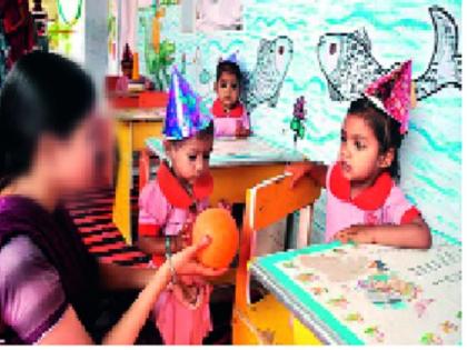 Thirty two lakhs of Anganwadi sevikas are tired: It is not a budget; | दोन लाख अंगणवाडी सेविकांचे मानधन थकले : म्हणे बजेटच नाही, आॅनलाईनमुळे वाढला घोळ