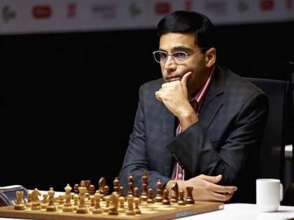 Vishwanathan Anand-Kyrgyzstoff batting in draws | विश्वनाथन आनंद-किर्जिस्तोफ लढत अनिर्णीत