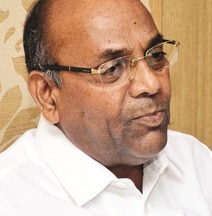 You are not a leading soldier, a Shiv Sena soldier - Anant Geete | तुम्ही आघाडीचे सैनिक नाही, शिवसेनेचे सैनिक -अनंत गीते, वक्तव्यामुळे सर्वांच्याच भुवया उंचावल्या