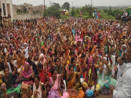 Anganwadi workers: To keep their demands, they should be kept in Nandurbar | अंगणवाडी कर्मचा:यांचे मागण्यांसाठी नंदुरबारात धरणे