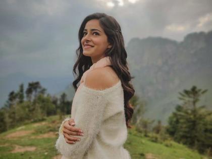 will-ananya panday get breast surgery done fans made such comments about figure | 'तू ब्रेस्ट सर्जरी करुन घे'; करिअरच्या सुरुवातीला Ananya Panday ला मिळाला होता सल्ला