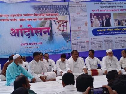 5 days water supply in Solapur; Dilip Mane's agitation for 'parallel water channel' | सोलापुरात ५ दिवसाआड पाणीपुरवठा; 'समांतर जलवाहिनी'साठी दिलीप मानेंचे आंदोलन