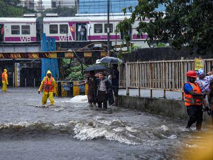 in mumbai when will pump pump be installed near milan subway the question of the citizens the claim of the bmc that there is no water | मिलन सब-वेजवळ उपसा पंप कधी लावणार? नागरिकांचा सवाल; पाणी साचलेच नाही, मनपाचा दावा