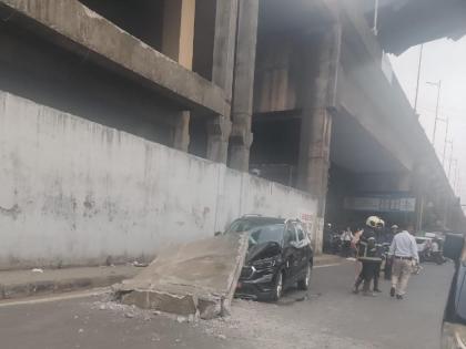 A slab of private construction collapsed under the Andheri flyover | अंधेरी उड्डाणपुलाखाली खासगी बांधकामाचा स्लॅब कोसळला