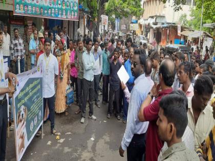 1600 dogs, cats rabies vaccine; Participation of animal lovers, citizens in the rally | १६०० कुत्रे, मांजरीना रेबीज लस; रॅलीला प्राणीमित्र, नागरिकांचा सहभाग