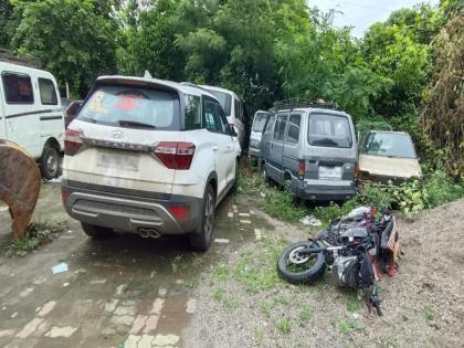 in buldhana due to accidents caused by minors the driver has to change | अल्पवयीन मुलांकडून अपघात घडल्याने केला चालक बदलण्याचा खटाटोप!