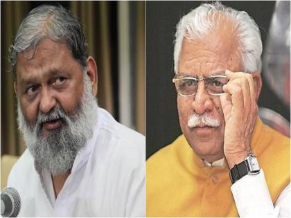 Khattar government in trouble in Haryana; Home Minister's revolt, anger over account withdrawal instructions | हरयाणातील खट्टर सरकार अडचणीत; गृहमंत्र्यांचे बंड, खाते काढण्याच्या सूचनेमुळे संताप