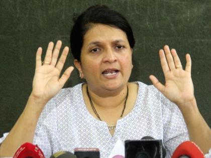 "महापालिका निवडणूक लुटण्याचे वाटे केले गेले"; अंजली दमानियांचा निशाणा, महायुतीवर भडकल्या - Marathi News | "There were plans to loot the municipal elections"; Anjali Damania targets Fadnavis, why is she angry at the Mahayuti? | Latest maharashtra News at Lokmat.com "महापालिका निवडणूक लुटण्याचे वाटे केले गेले"; अंजली दमानियांचा निशाणा, महायुतीवर भडकल्या - Marathi News | "There were plans to loot the municipal elections"; Anjali Damania targets Fadnavis, why is she angry at the Mahayuti? | Latest maharashtra News at Lokmat.com