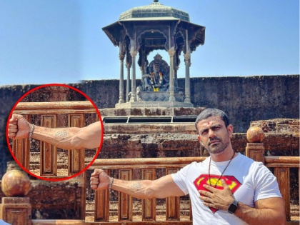 pawankhind fame ankit mohan shared raigad fort photo special post | "मेरे देवता, मेरे राजे...", रायगडावरील फोटो पोस्ट करत प्रसिद्ध अभिनेत्याची पोस्ट, हातावरील टॅटूने वेधलं लक्ष